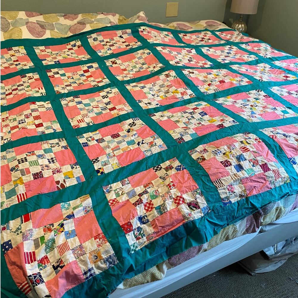 Vintage Hand Pieced Scrap Quilt Top 68x81 Feedsack Patchwork Pink Green 30s-40s